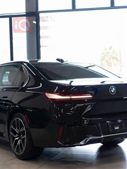 بي ام دبليو الفئة 7